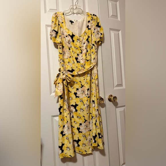 Talbots Dresses & Skirts - Talbots STRETCH CREPE MIDI DRESS PIPPY POPPIES Size 16w